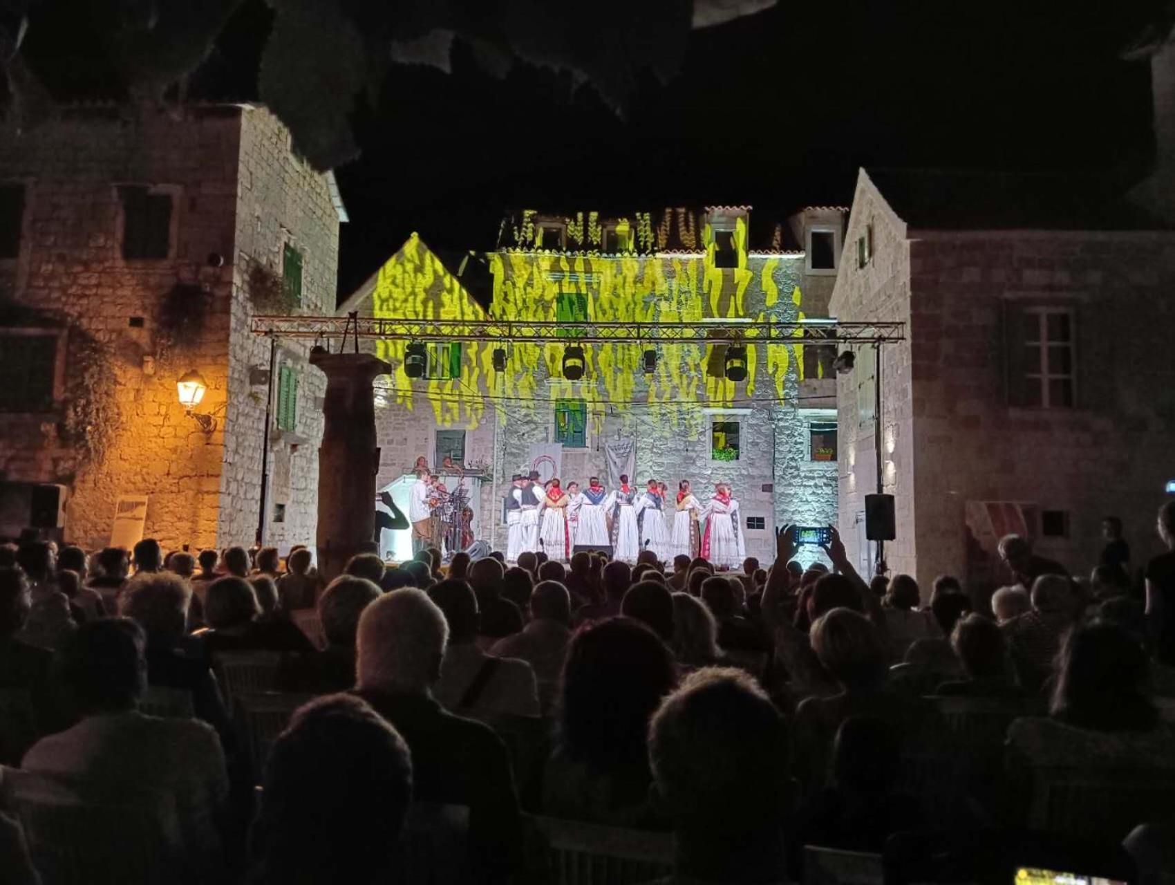 Villa Aspalathos Kaštela Buitenkant foto